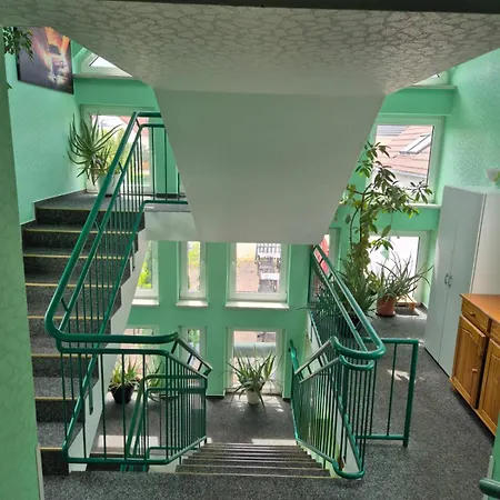 Lindenthal 3*